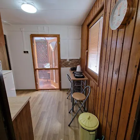 Stela Areal Vadas Apartman Štúrovo