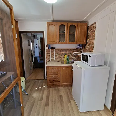 Stela Areal Vadas Štúrovo