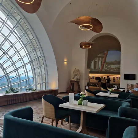 Daire Stela Areal Vadas